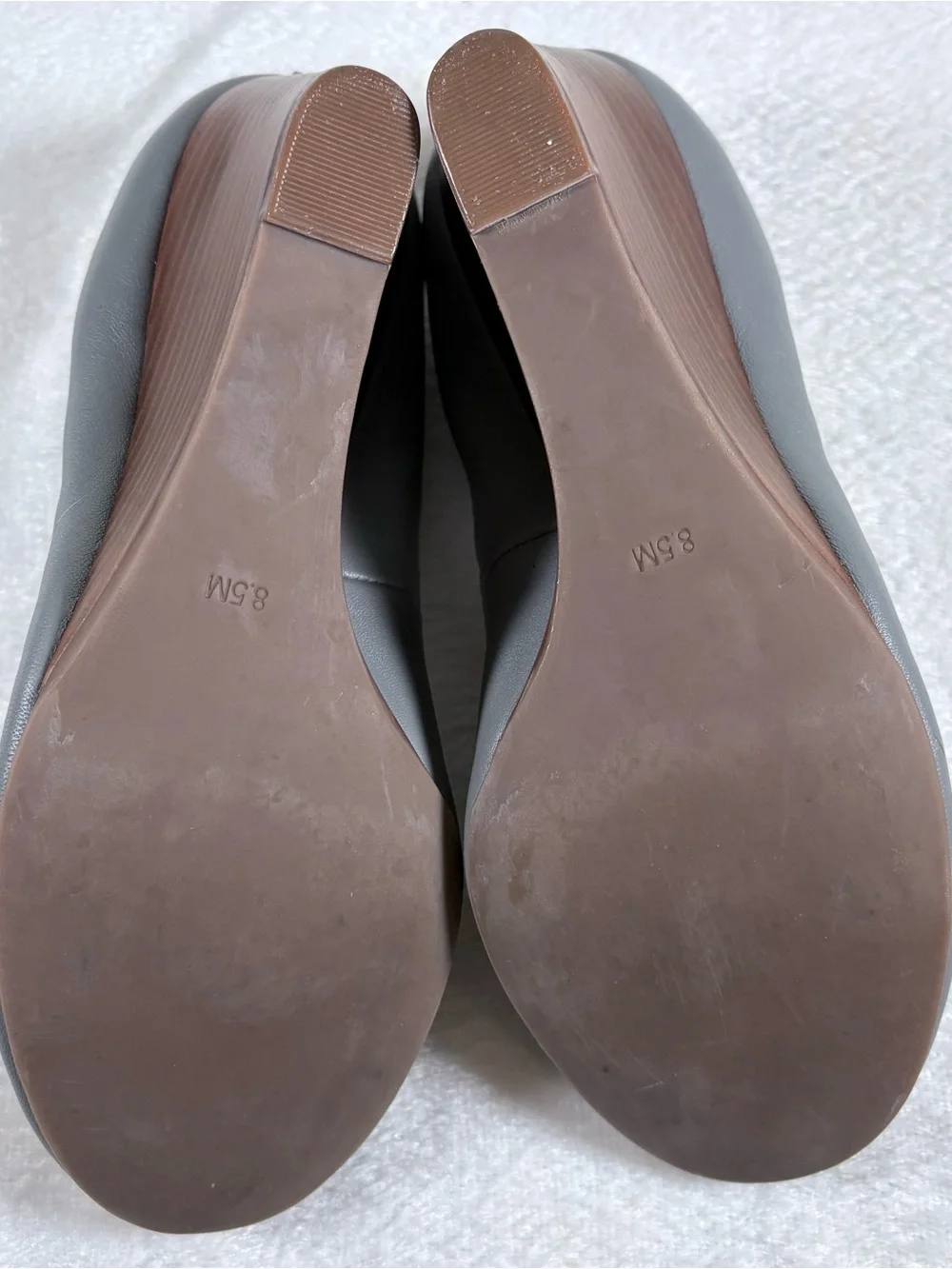 Tory Burch Gray Logo Wedge Heels Medium Width Fit
